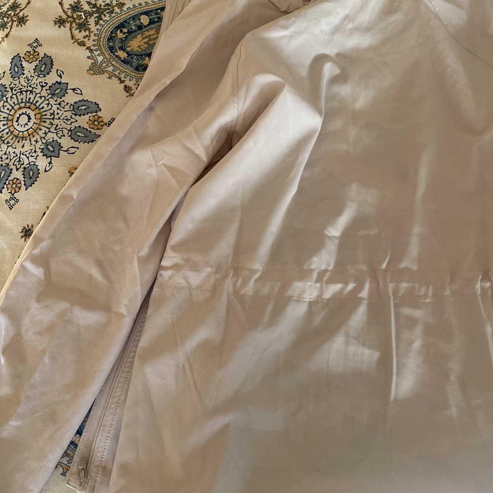 Light rain jacket - Picture 4 of 4